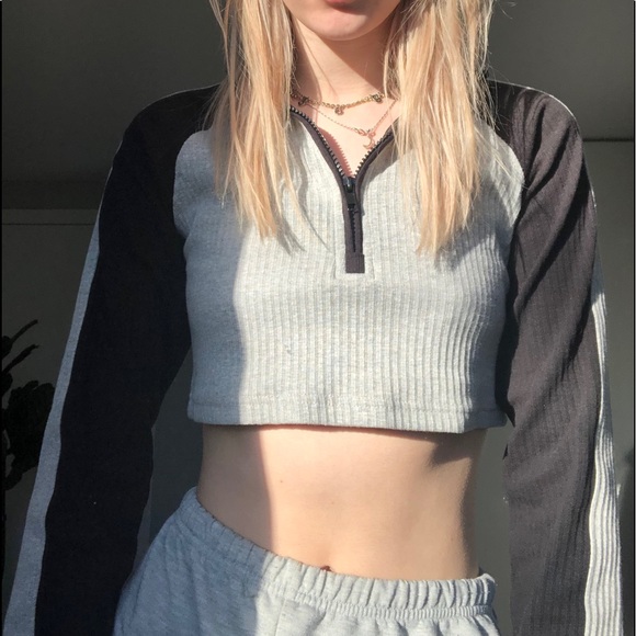 grey and black quarter zip long sleeve crop top - Picture 2 of 2